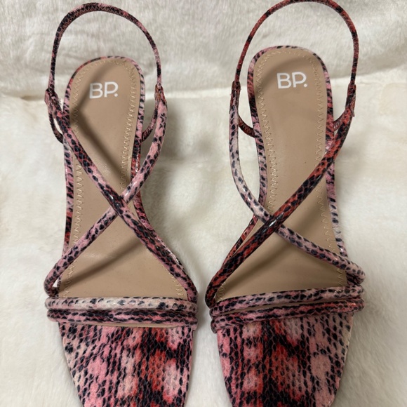 BP Sandal Heels - Picture 3 of 9